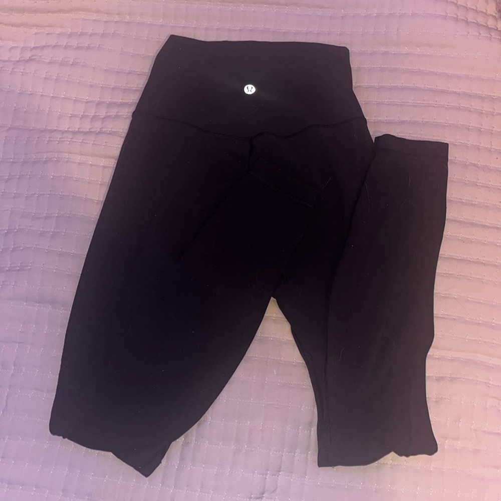 Black lululemon leggings